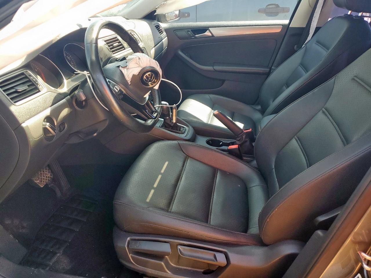 2018 Volkswagen Jetta Se - Image 7