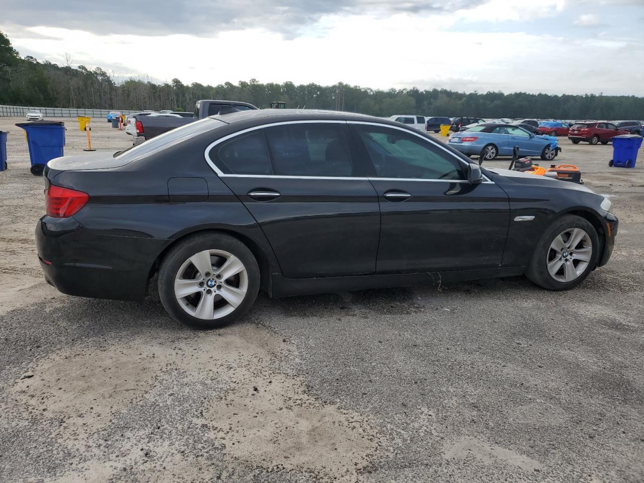 2011 BMW 528 I - Фото 3