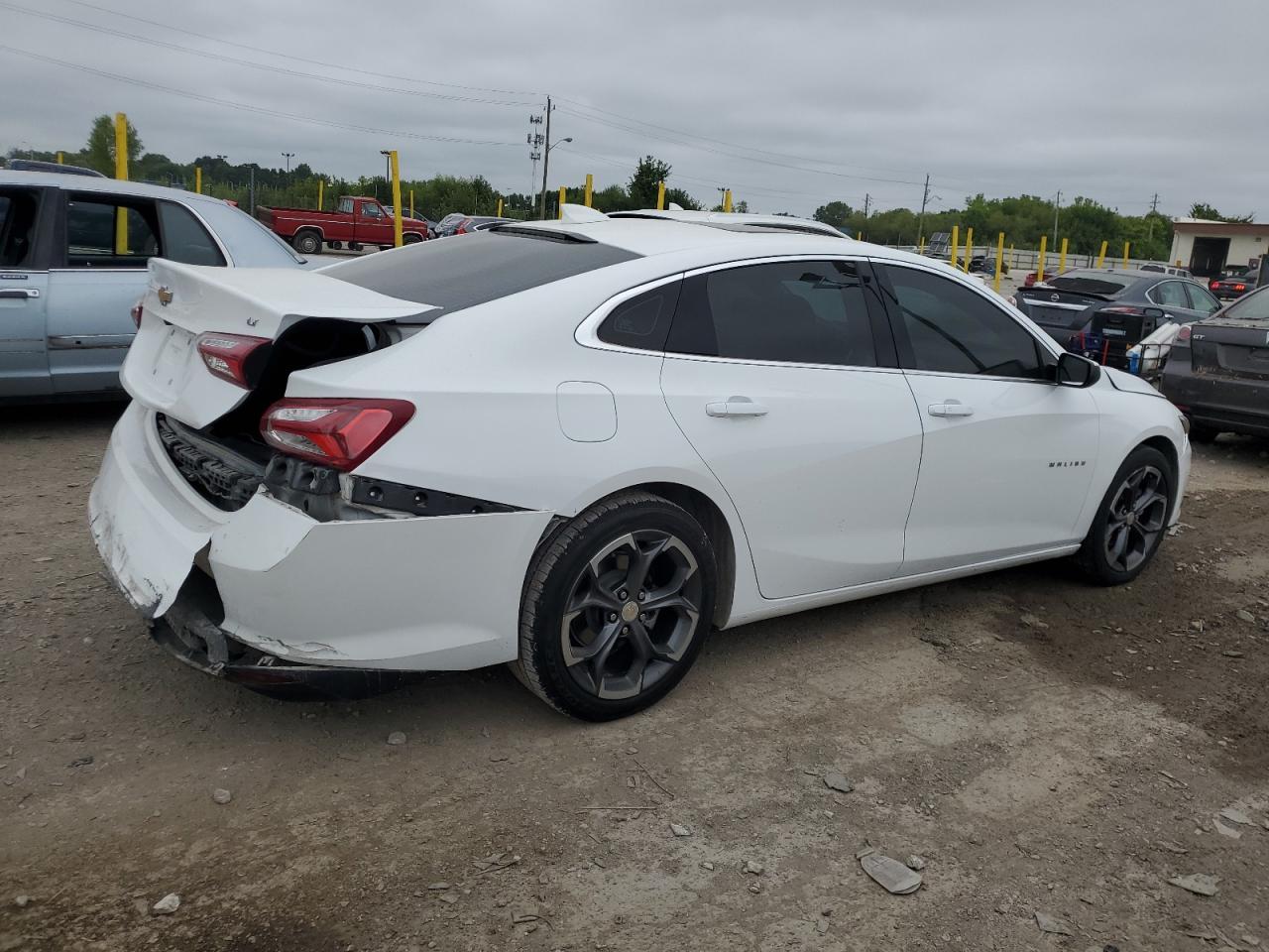 2022 Chevrolet Malibu Lt - Image 3