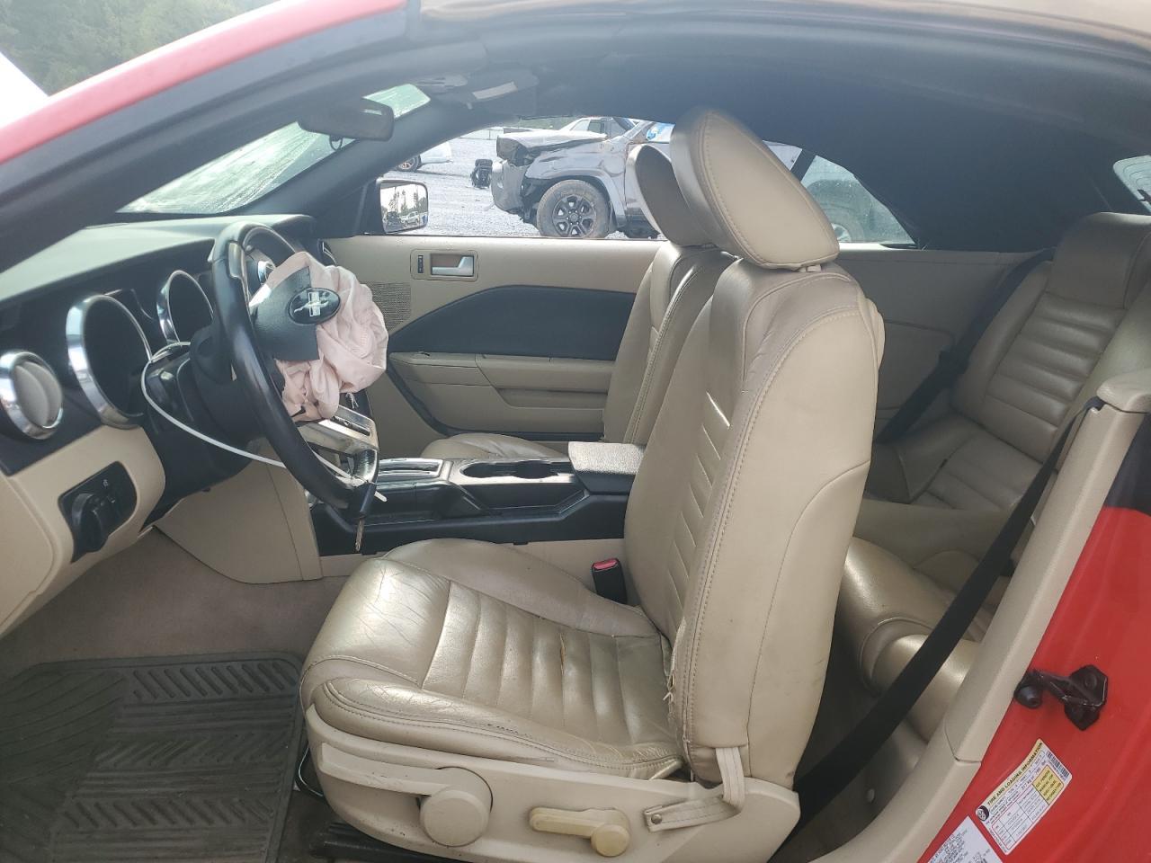 2006 Ford Mustang - Image 7