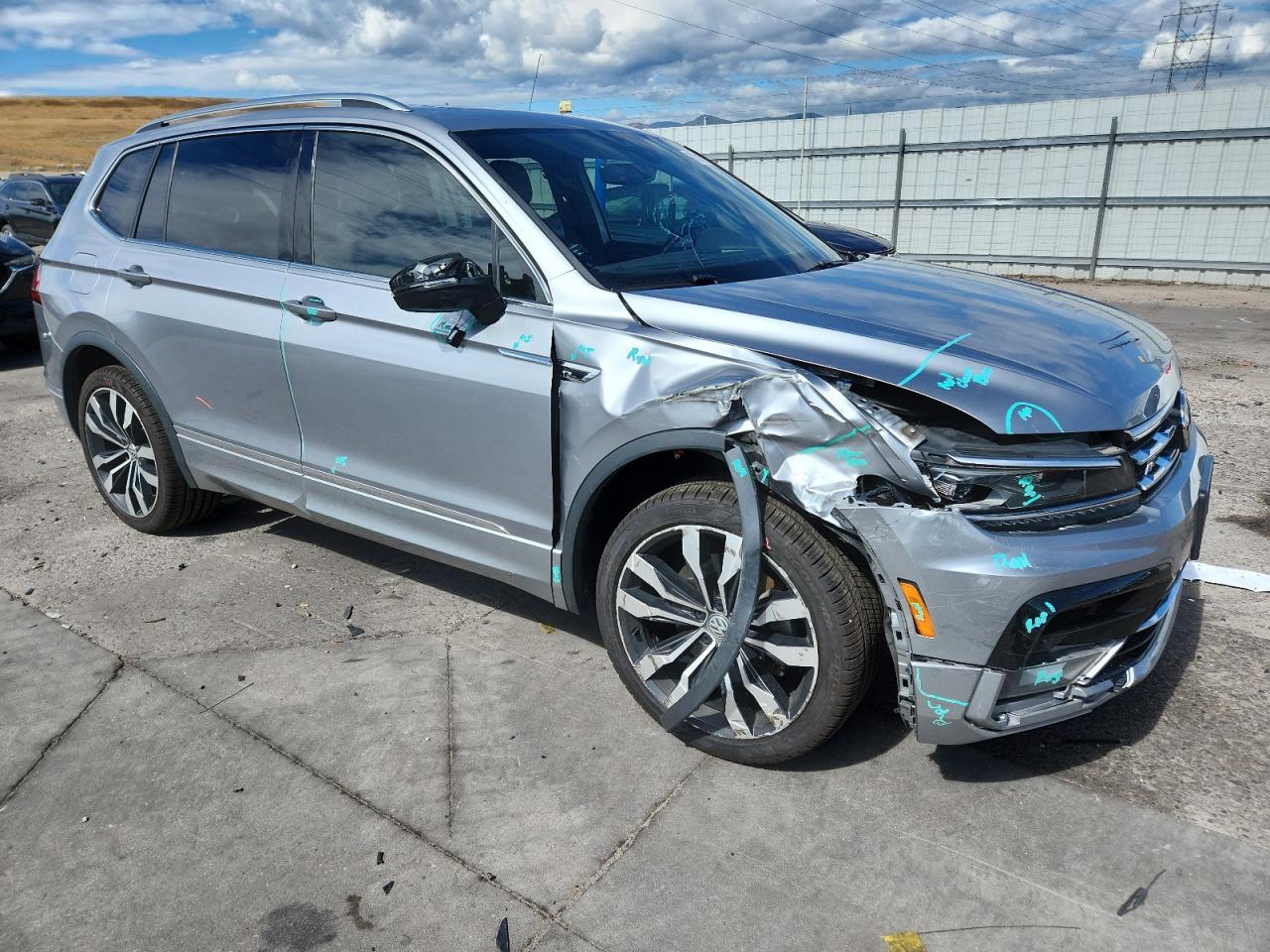 2020 Volkswagen Tiguan Sel Premium R-Line - Фото 4