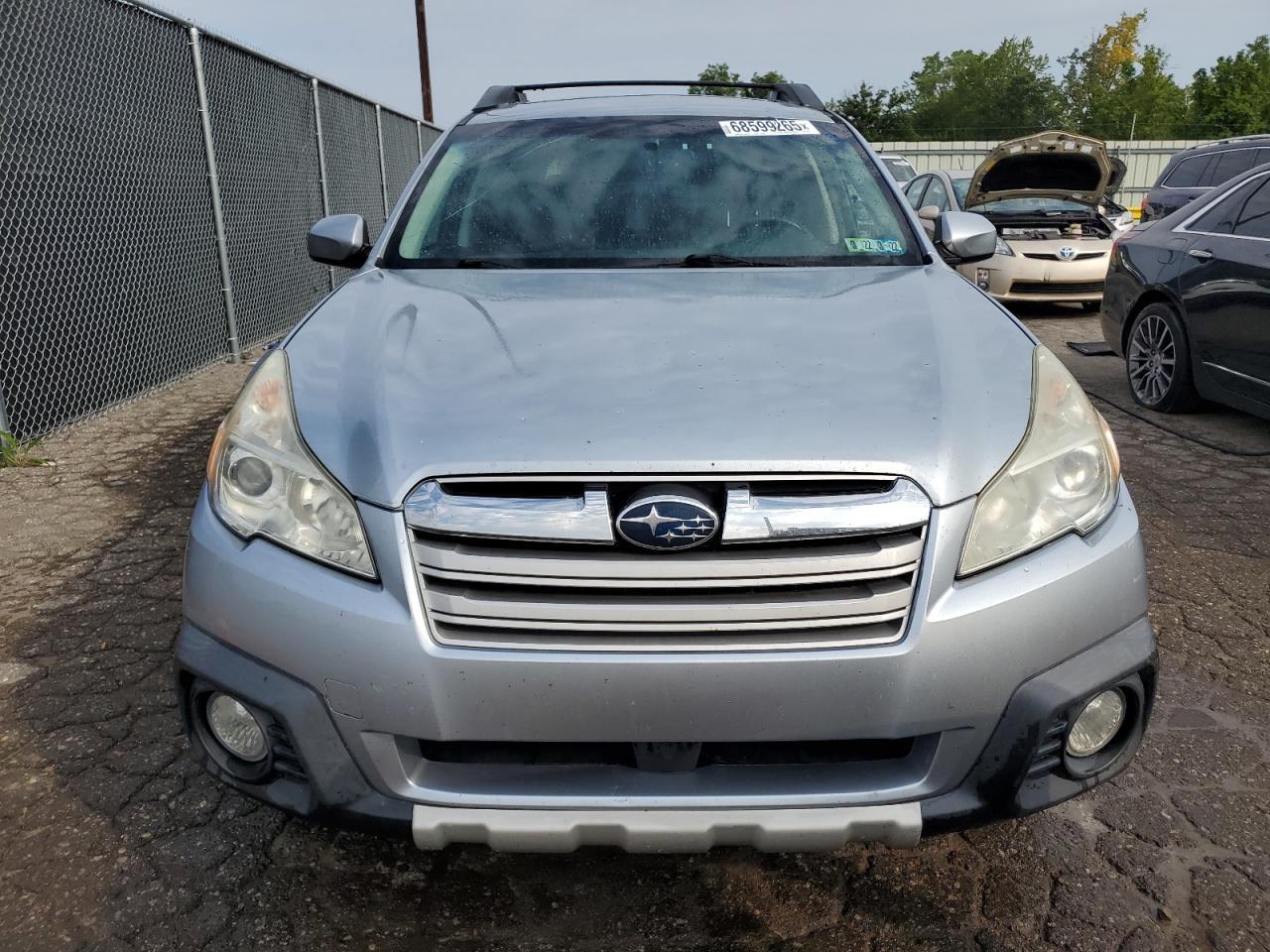 2013 Subaru Outback 2.5I Limited - Image 5