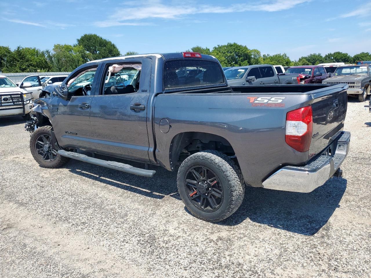 2019 Toyota Tundra Crewmax Sr5 - Фото 2
