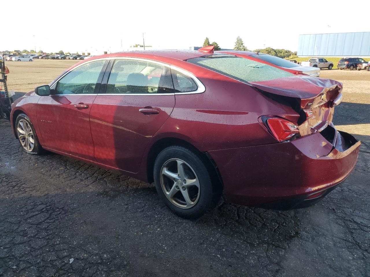 2019 Chevrolet Malibu Lt - Image 2