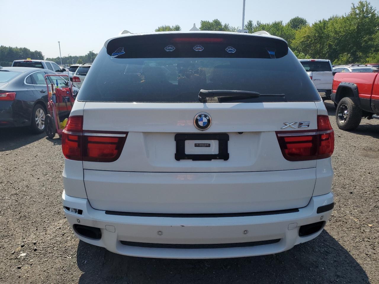 2013 BMW X5 xDrive50I - Image 6