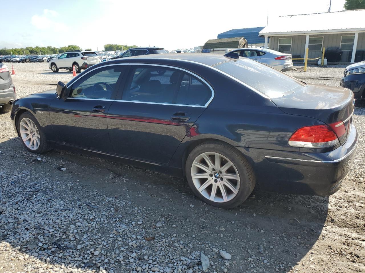 2007 BMW 750 - Фото 2