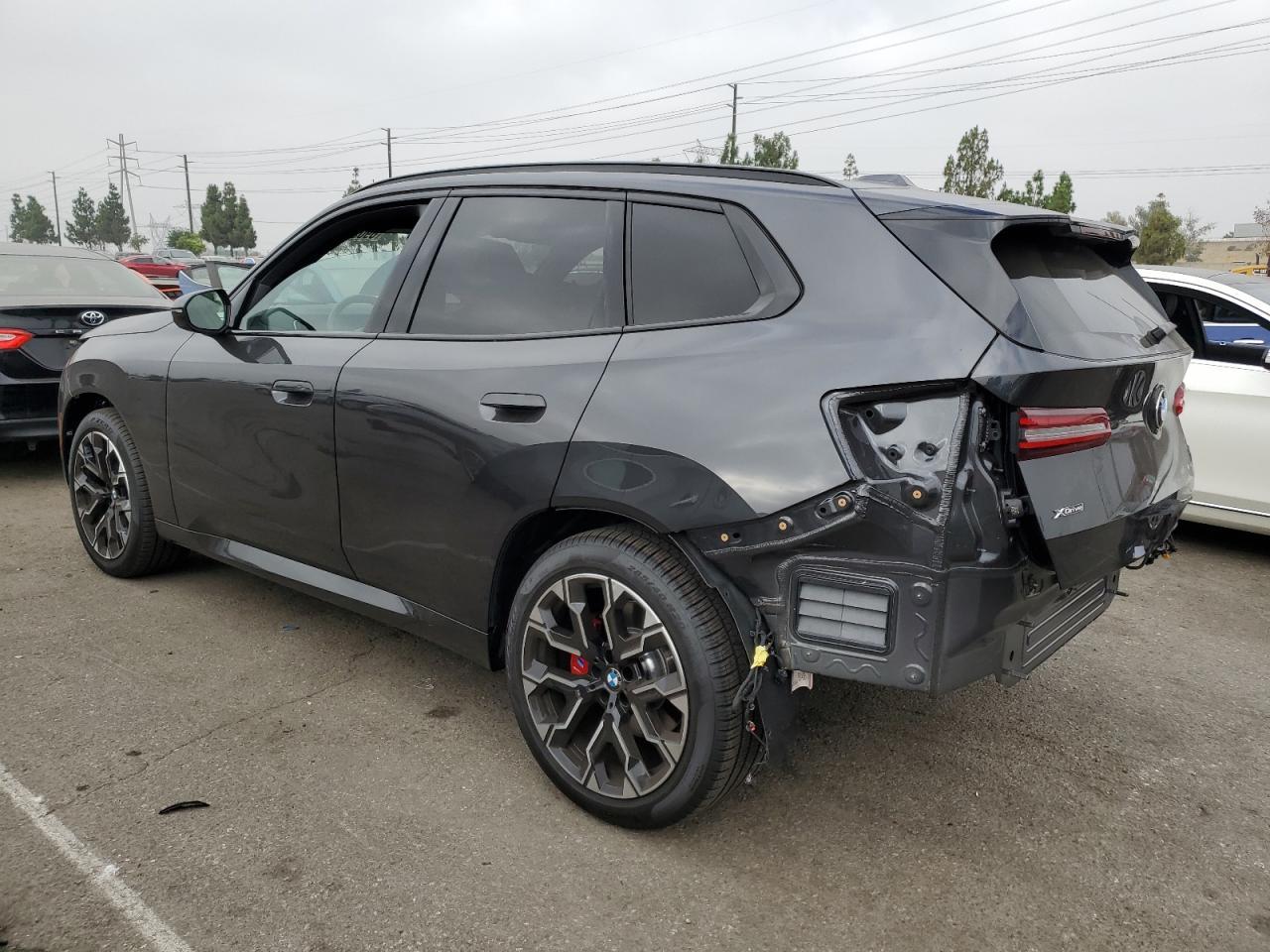 2025 BMW X3 30 xDrive - Фото 2