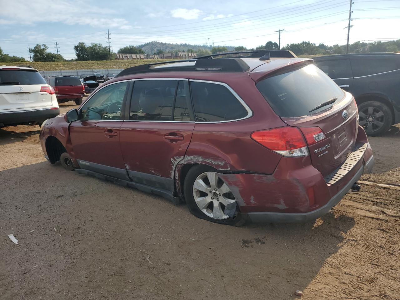 2011 Subaru Outback 2.5I Limited - Фото 2