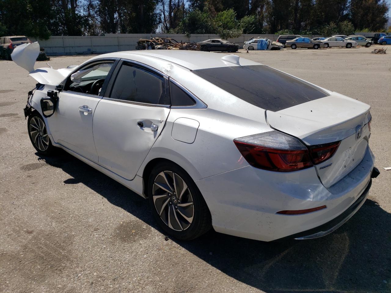 2019 Honda Insight Touring - Фото 2