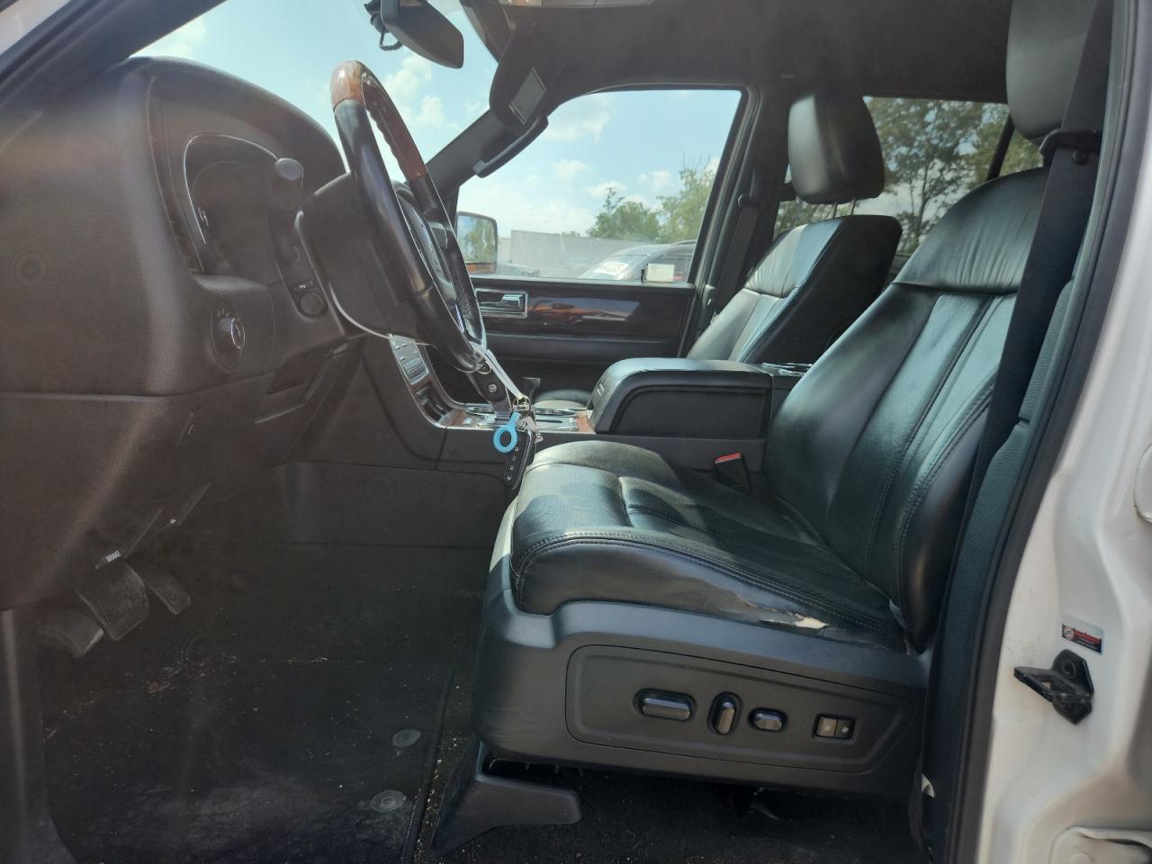 2015 Lincoln Navigator L - Фото 7