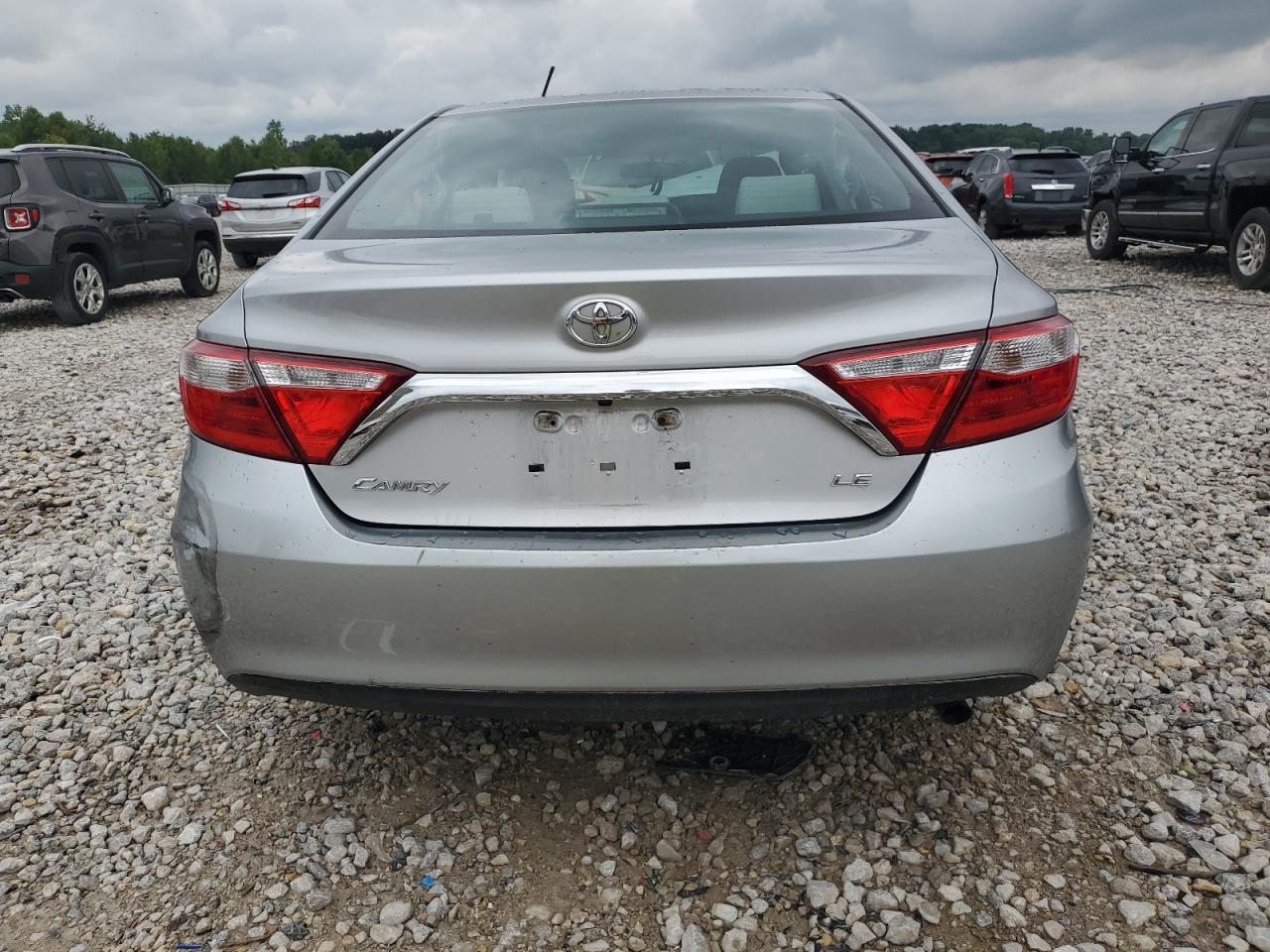 2015 Toyota Camry Le - Фото 6