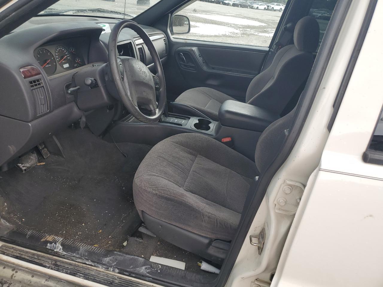 2000 Jeep Grand Cherokee Laredo - Image 7