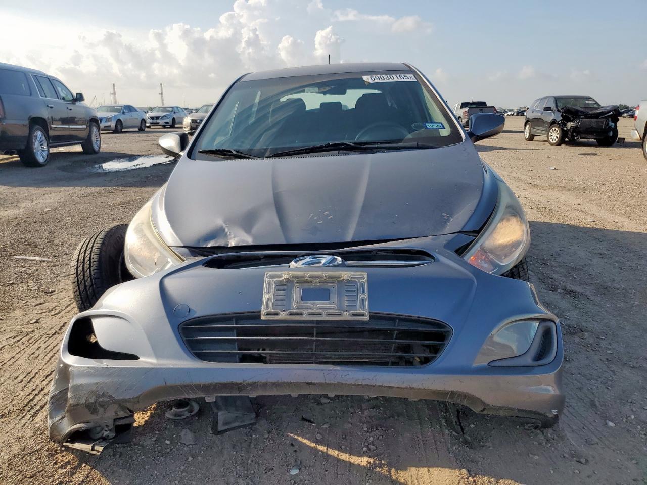 2016 Hyundai Accent Se - Фото 5