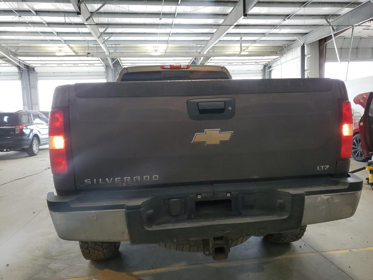 2007 Chevrolet Silverado K2500 Heavy Duty - Фото 6