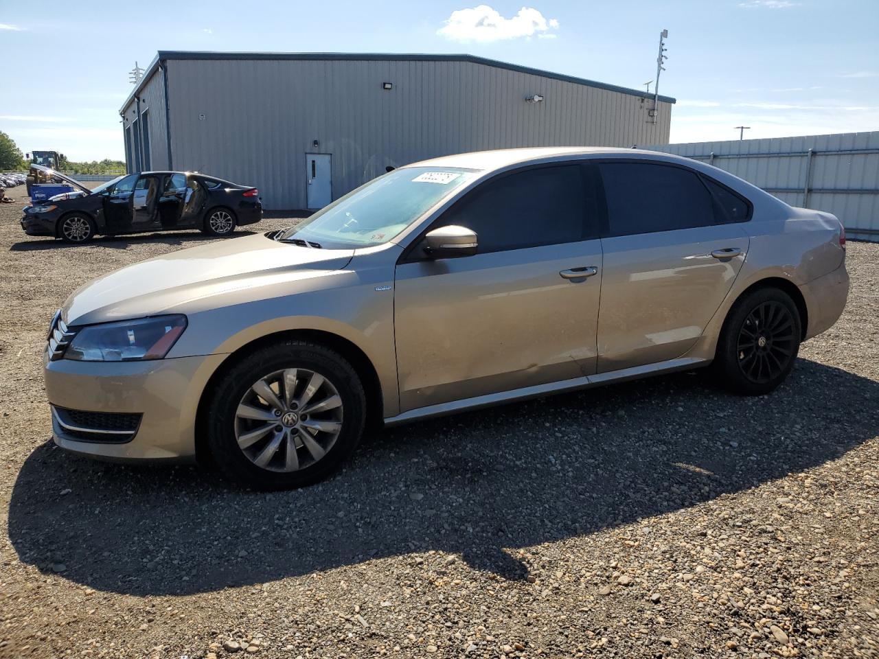 2015 Volkswagen Passat S