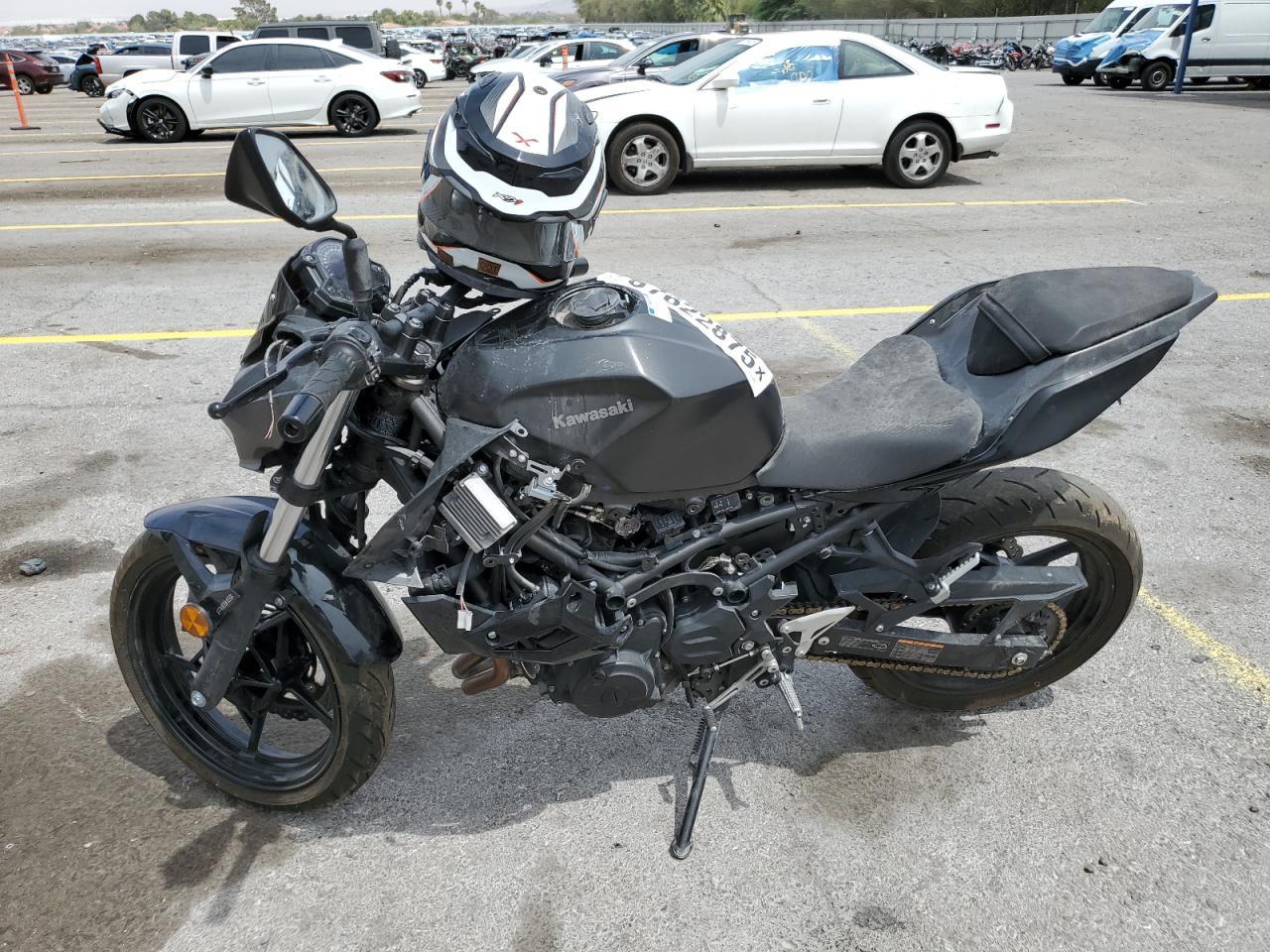 2023 Kawasaki Er400 D - Фото 3