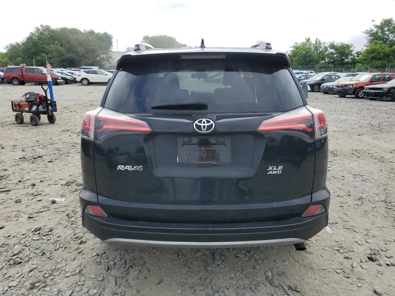 2018 Toyota Rav4 Adventure - Фото 6
