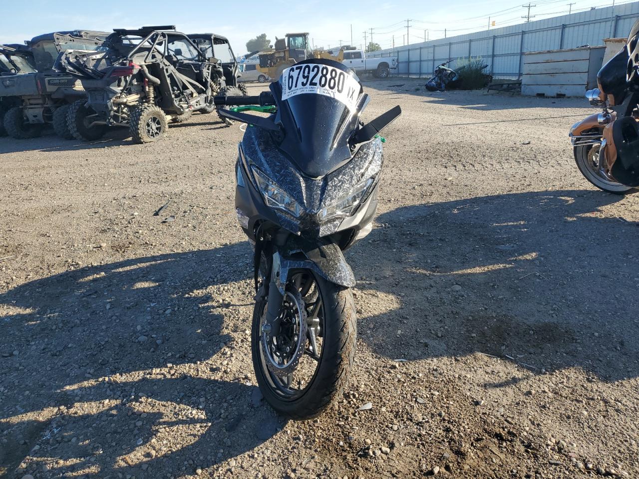 2023 Kawasaki Ex400 - Фото 2