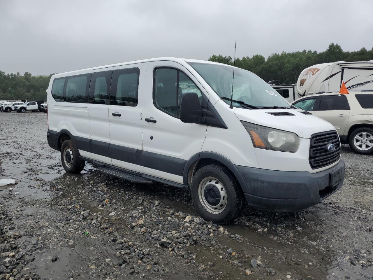 2017 Ford Transit T-350 - Фото 4