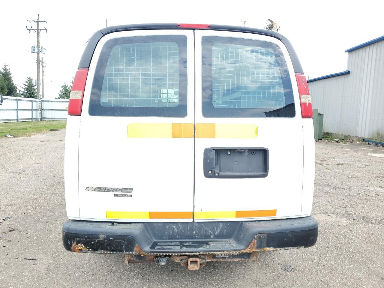 2013 Chevrolet Express G2500 - Фото 6