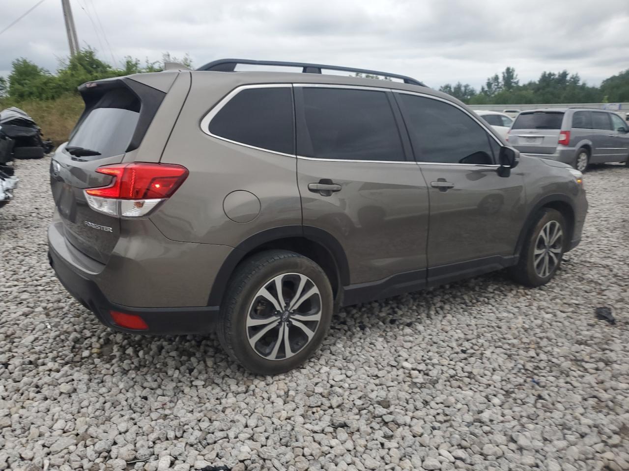 2019 Subaru Forester Limited - Фото 3