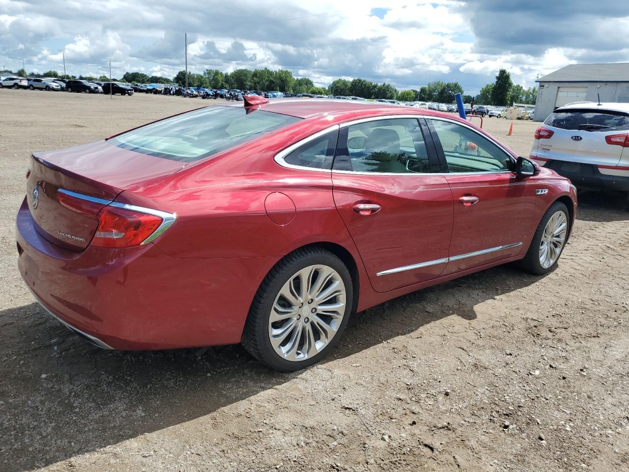 2018 Buick Lacrosse Premium - Фото 3