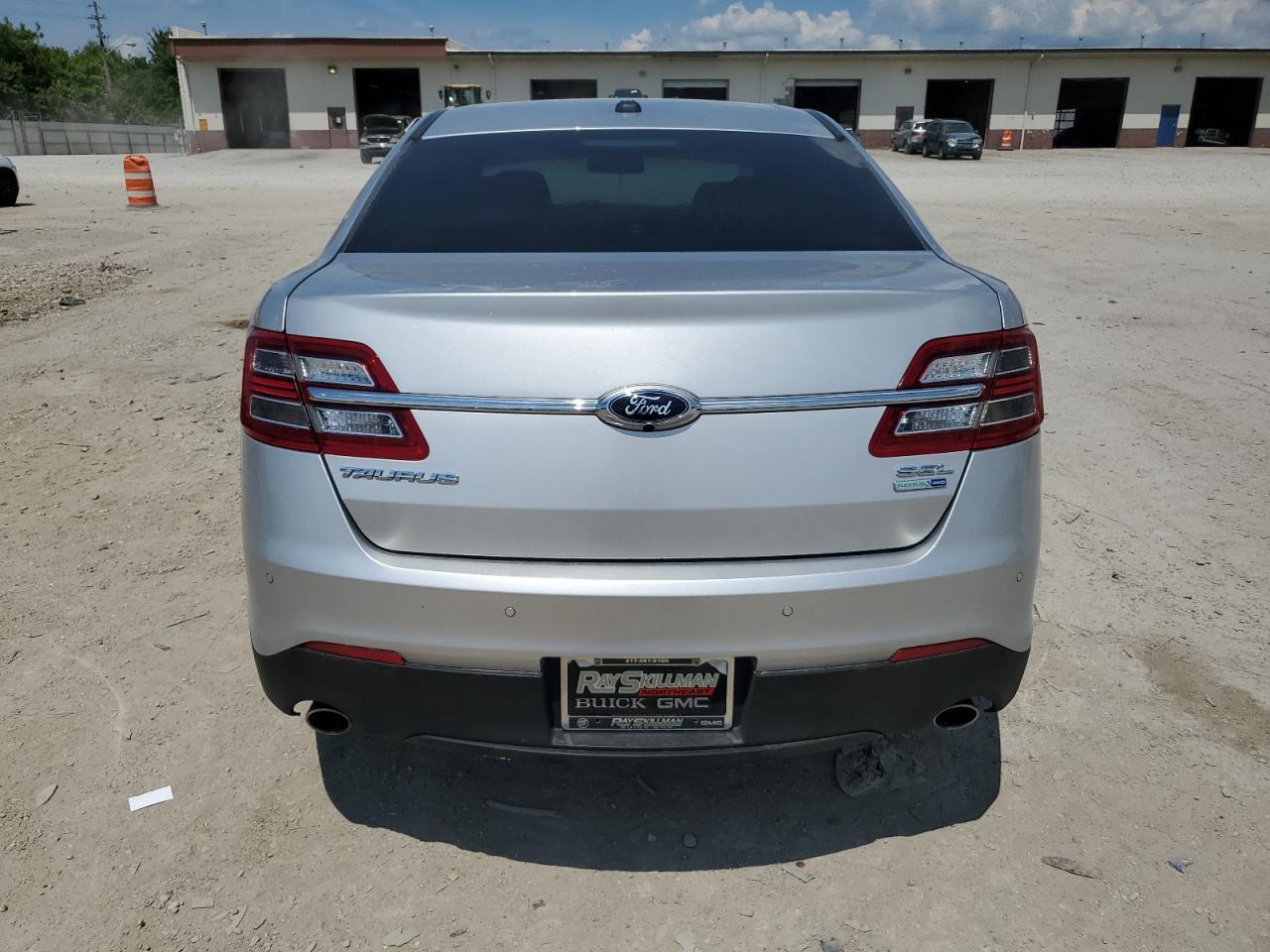2015 Ford Taurus Sel - Фото 6