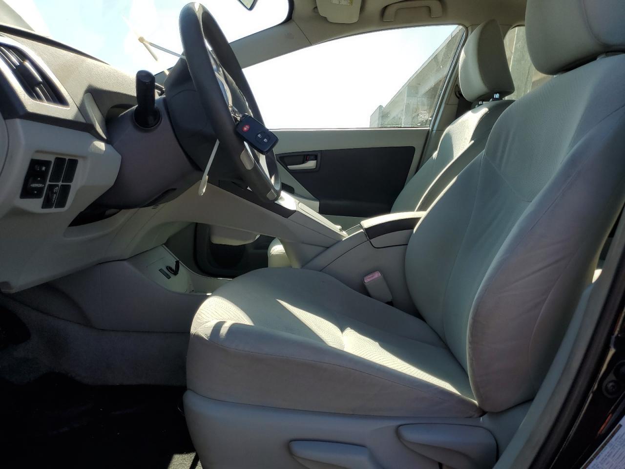 2010 Toyota Prius - Фото 7