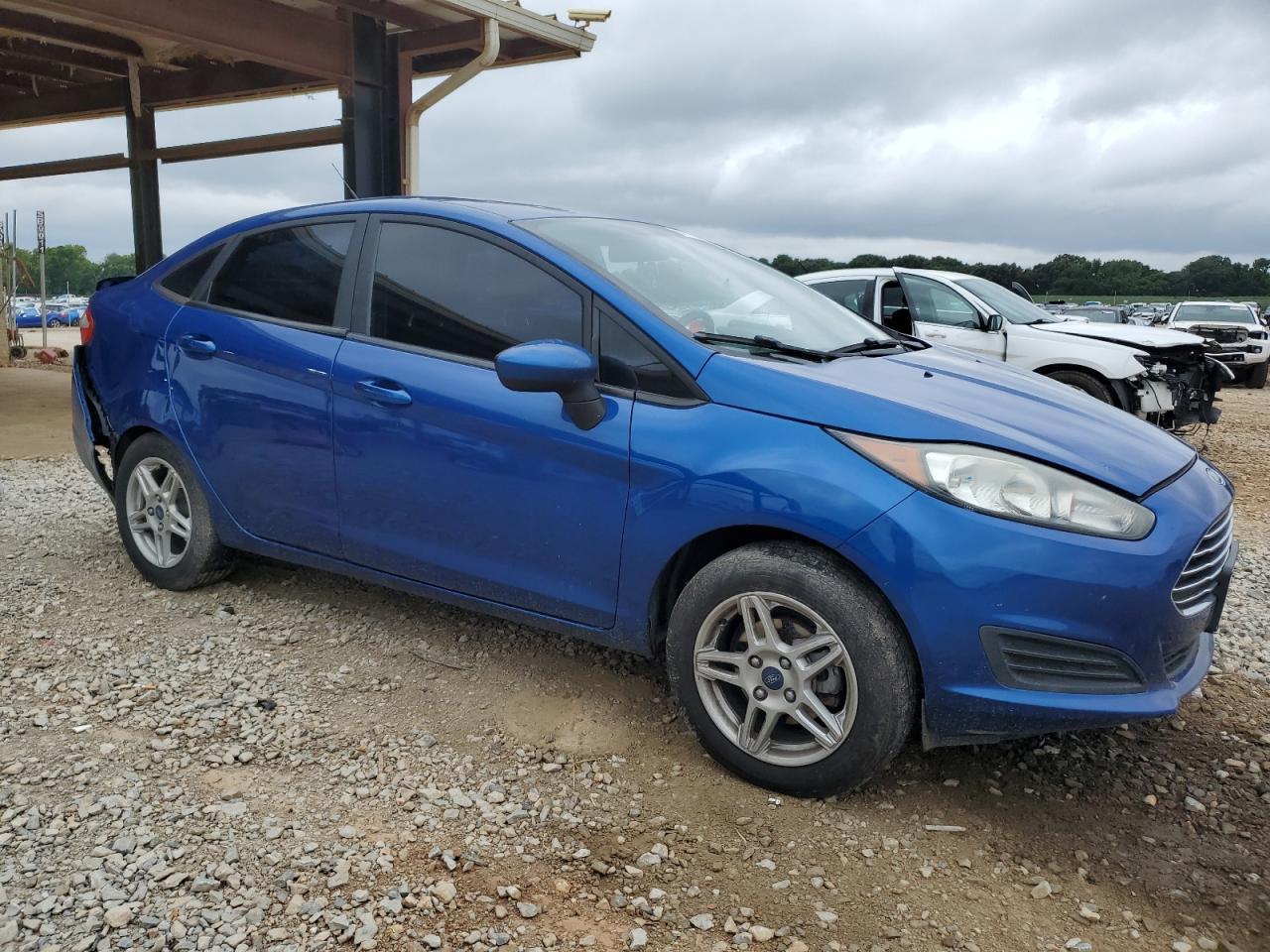 2018 Ford Fiesta Se - Фото 4