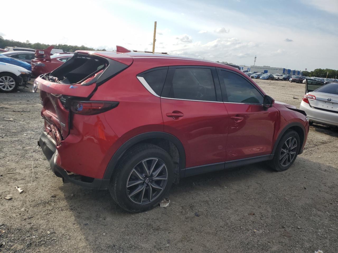 2018 Mazda Cx-5 Grand Touring - Image 3