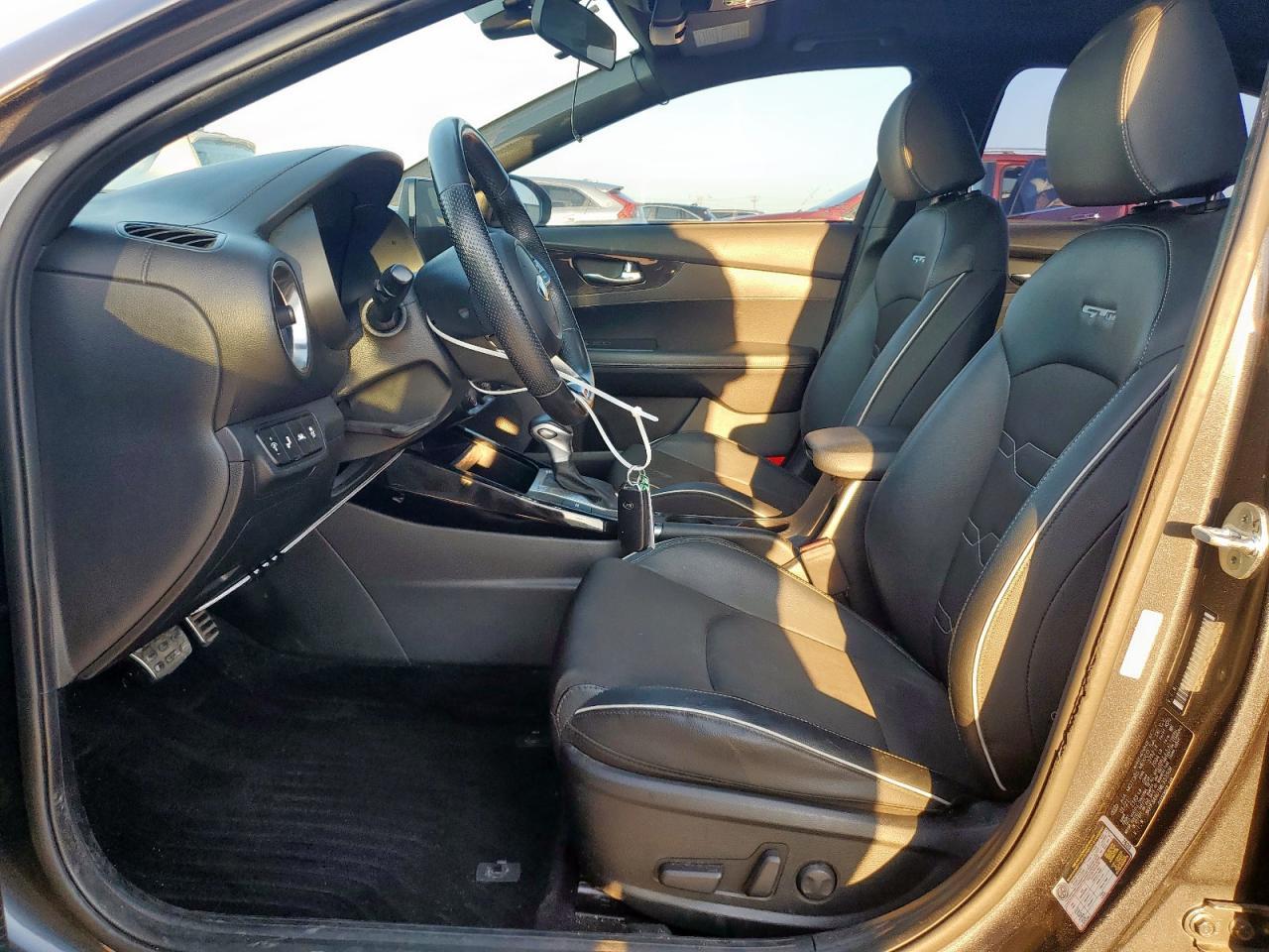 2021 Kia Forte Gt Line - Image 7