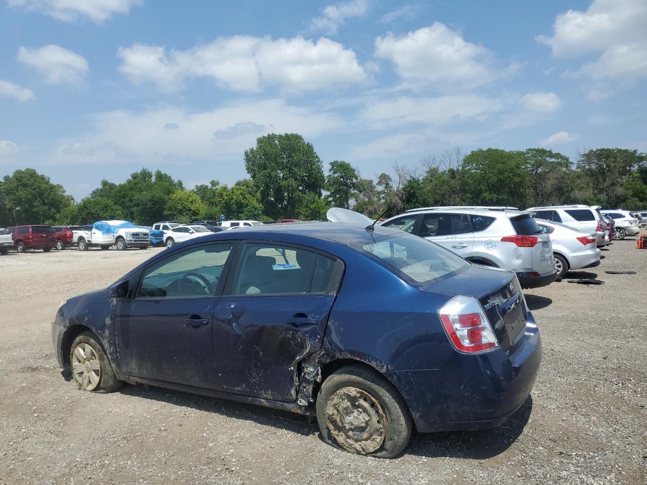 2009 Nissan Sentra 2.0 - Image 2