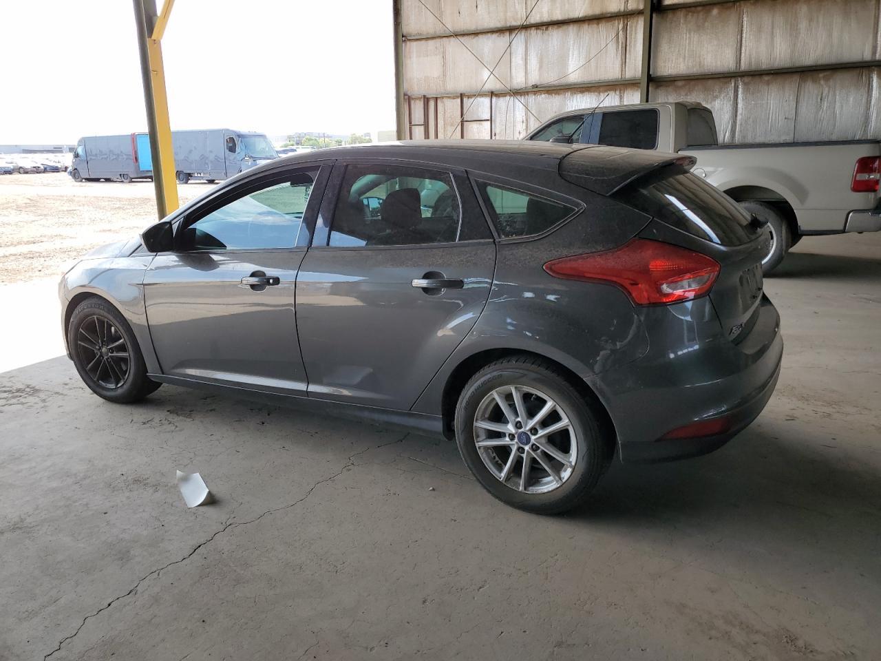 2018 Ford Focus Se - Image 2