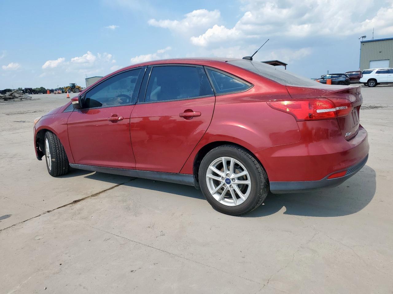 2017 Ford Focus Se - Фото 2