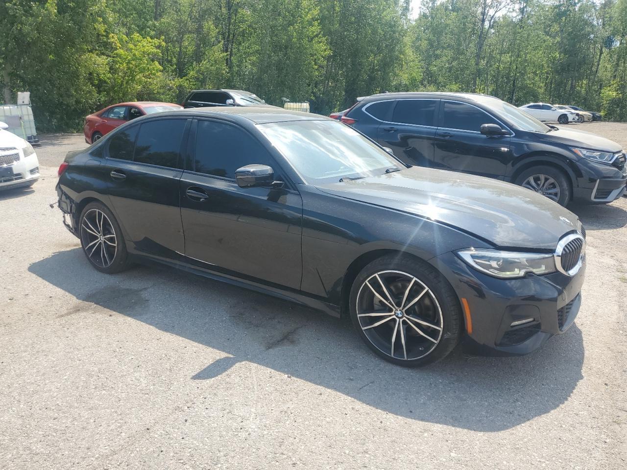 2020 BMW 330Xi - Image 4