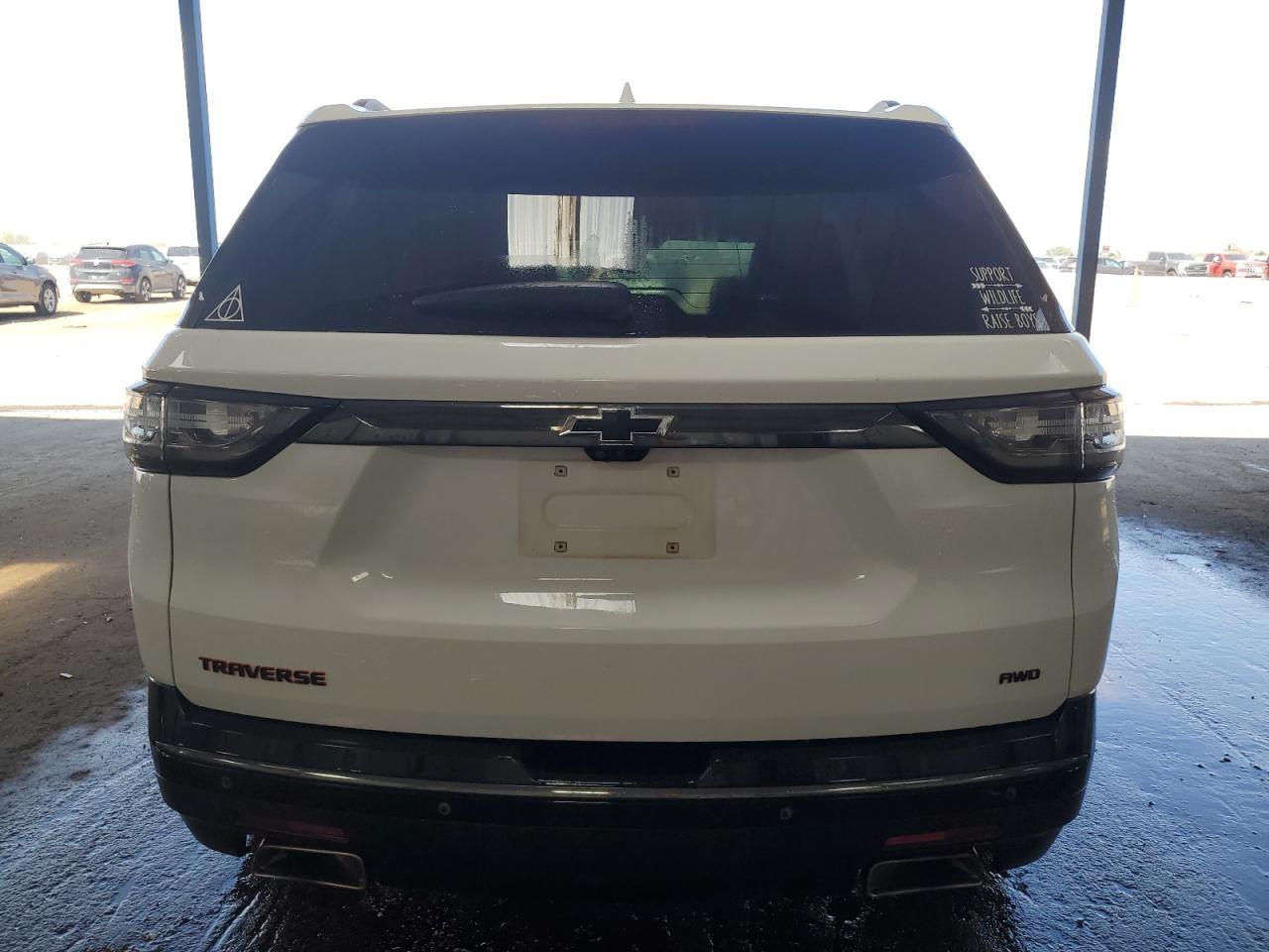 2021 Chevrolet Traverse Premier - Image 6