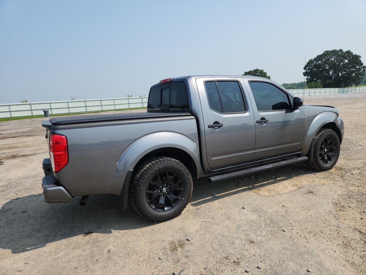 2020 Nissan Frontier S - Image 3