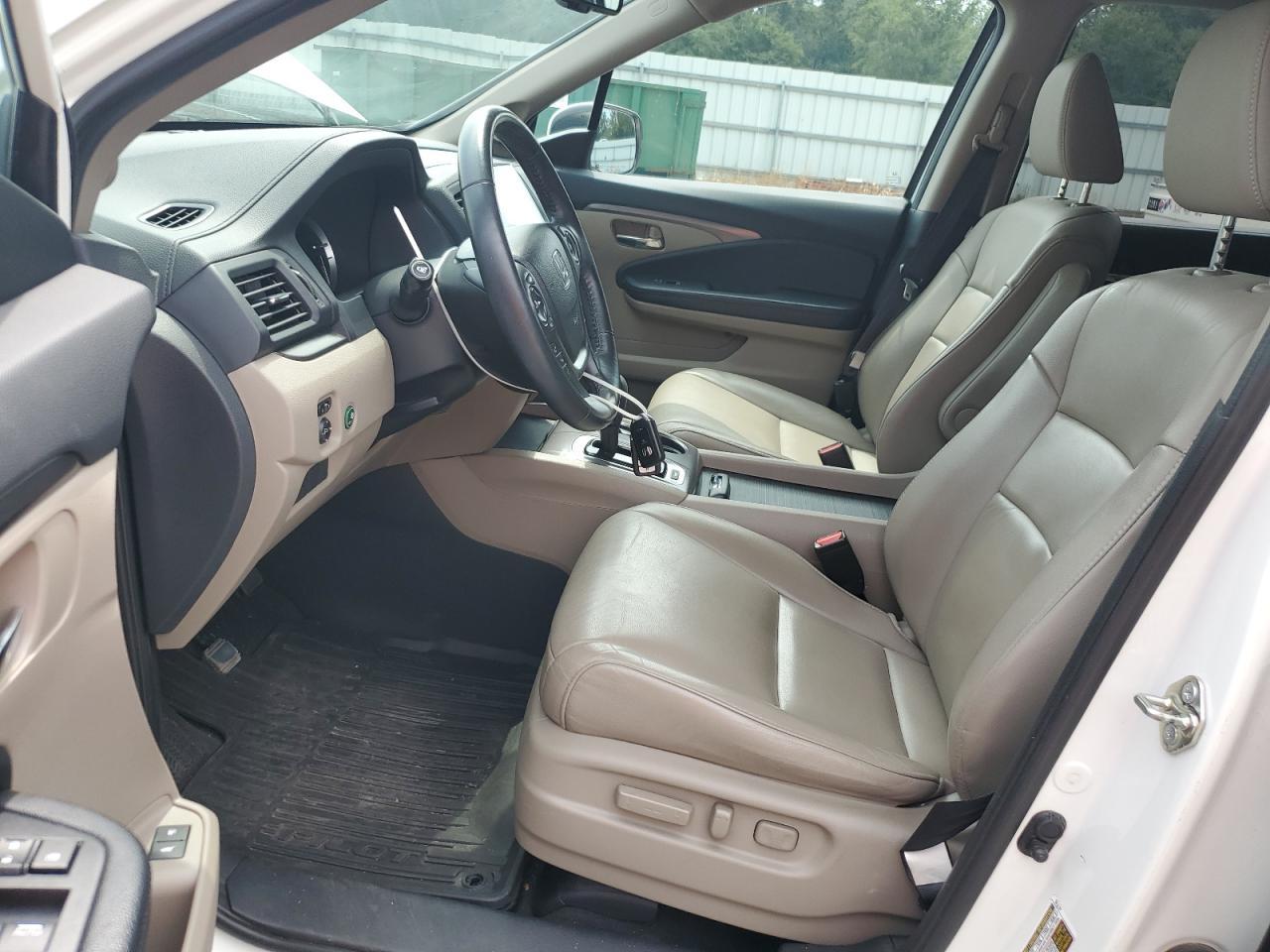 2017 Honda Pilot Exln - Image 7