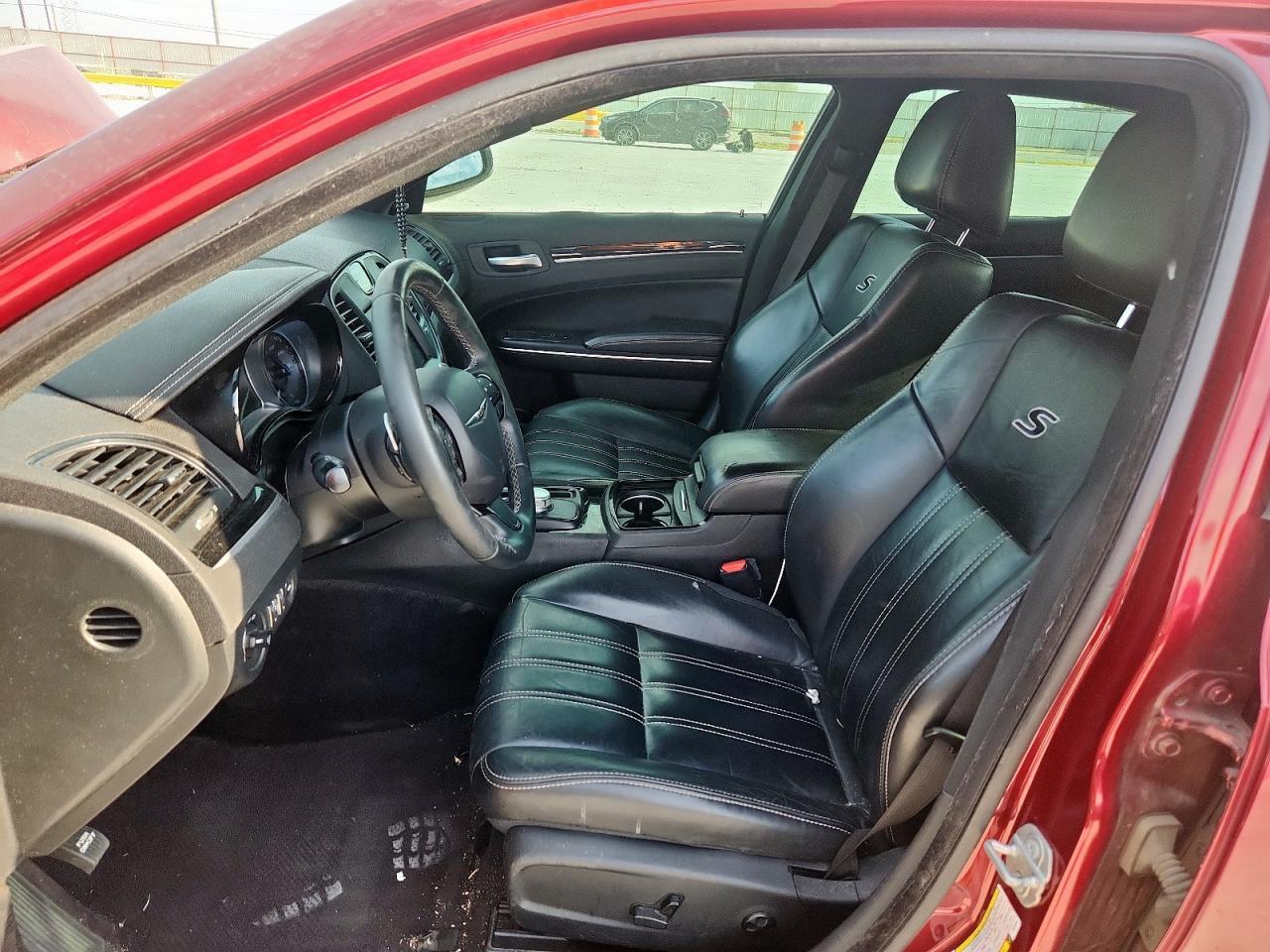 2018 Chrysler 300 S - Фото 7