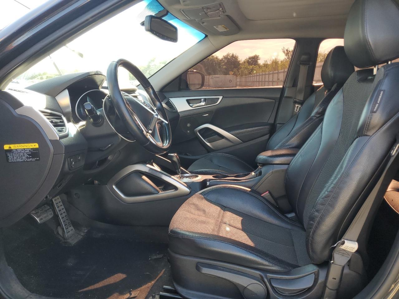 2014 Hyundai Veloster - Фото 7