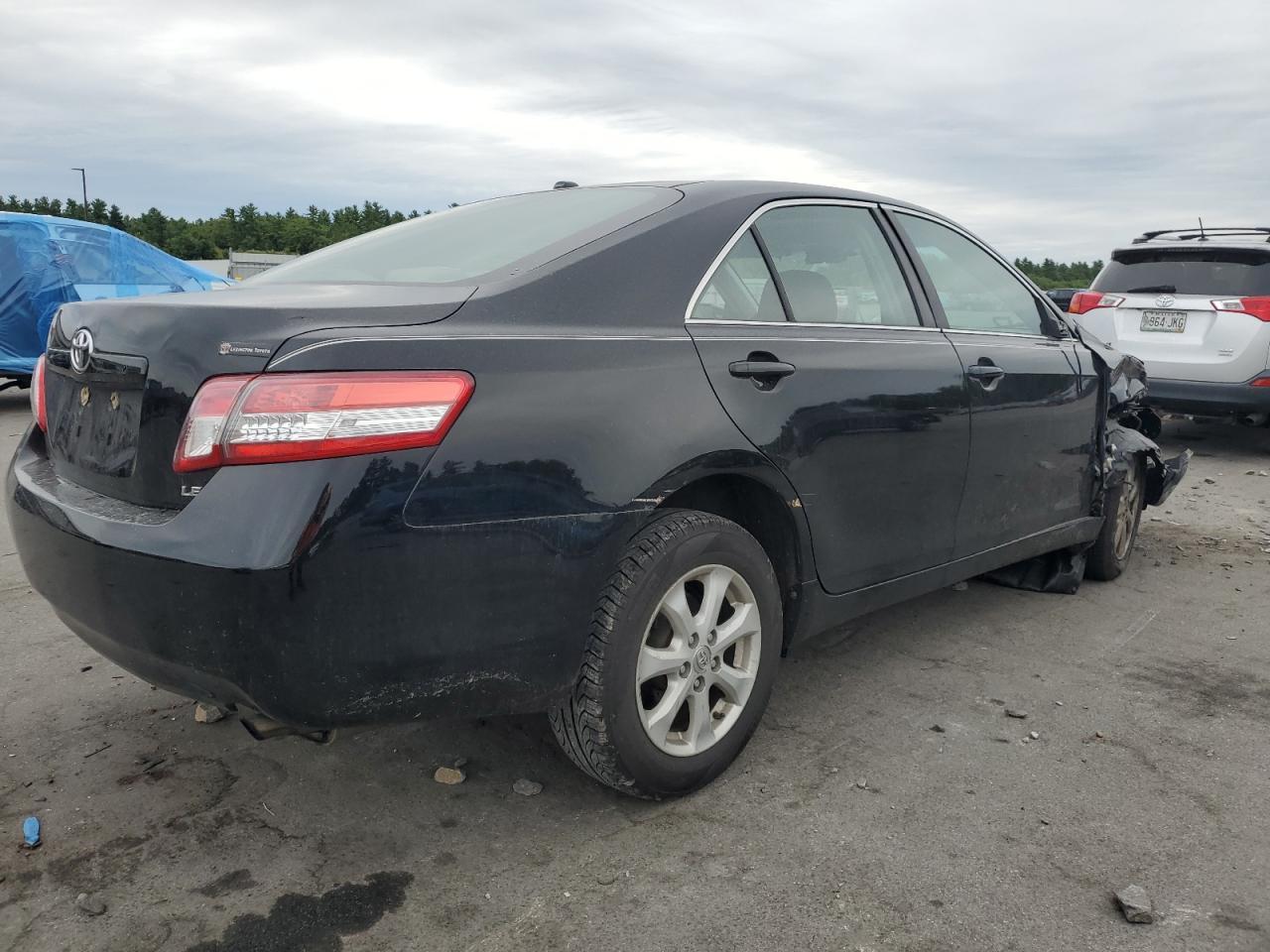 2011 Toyota Camry Base - Фото 3
