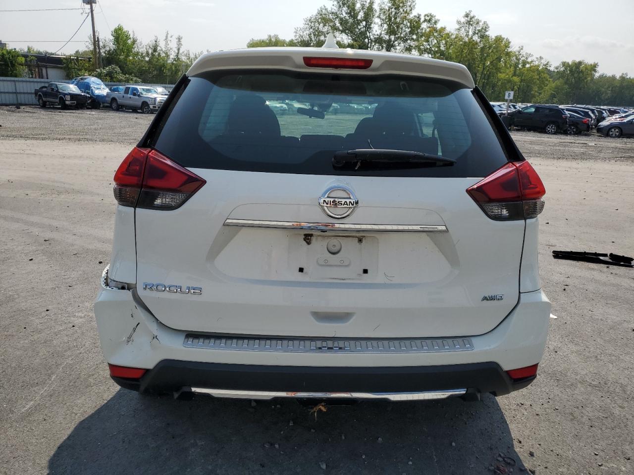 2020 Nissan Rogue S - Фото 6