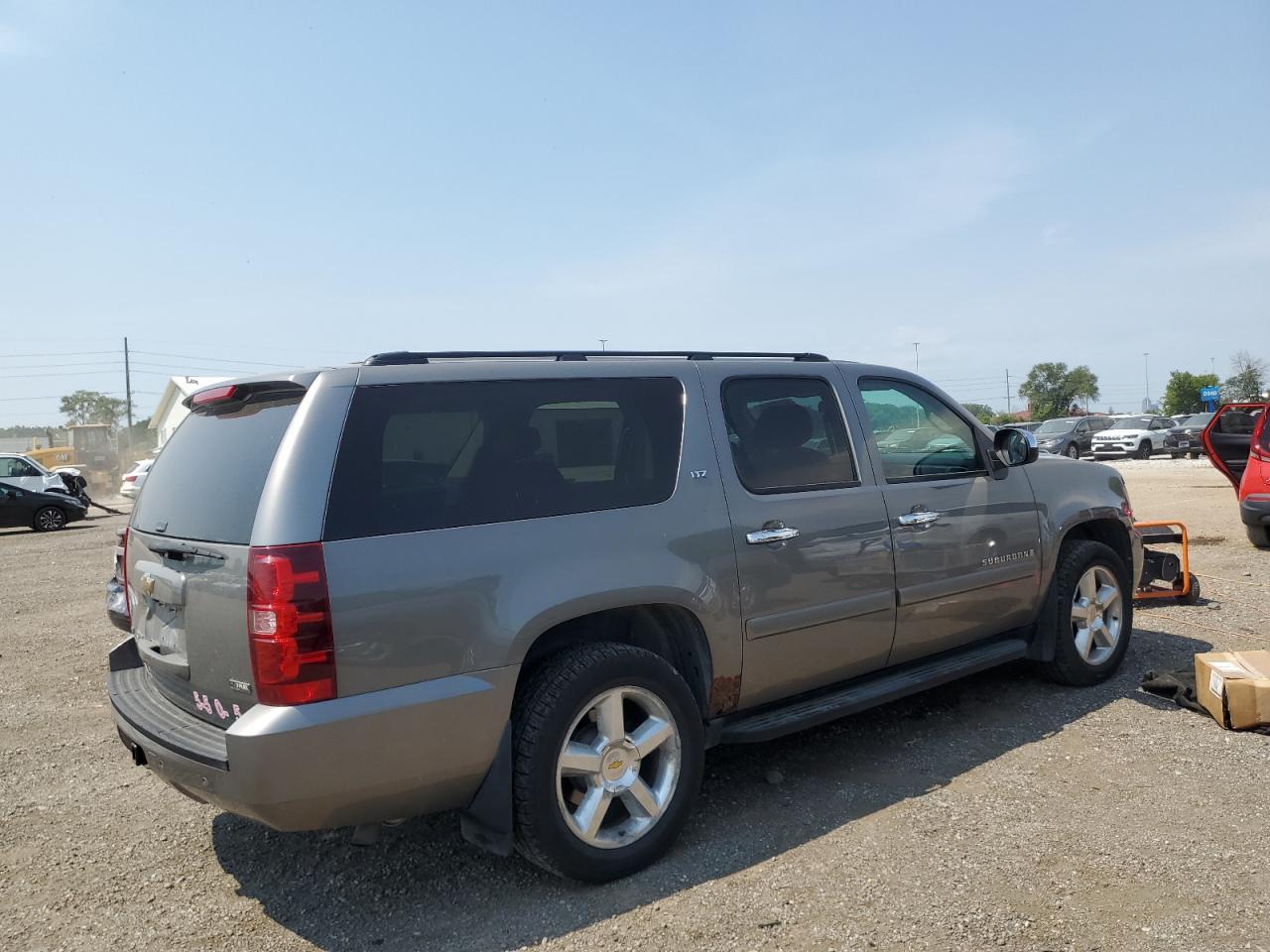 2008 Chevrolet Suburban K1500 Ls - Image 3