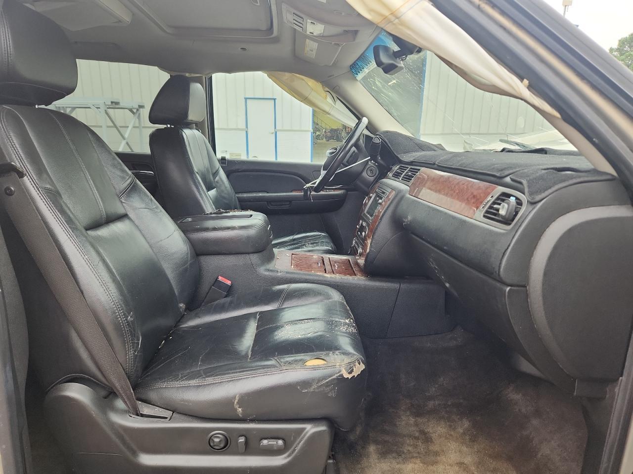 2008 Chevrolet Tahoe C1500 - Фото 7