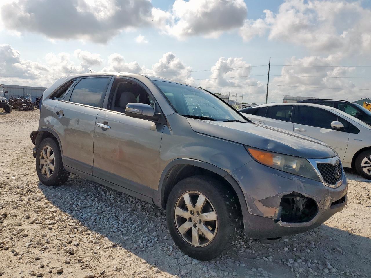 2011 Kia Sorento Base - Фото 4