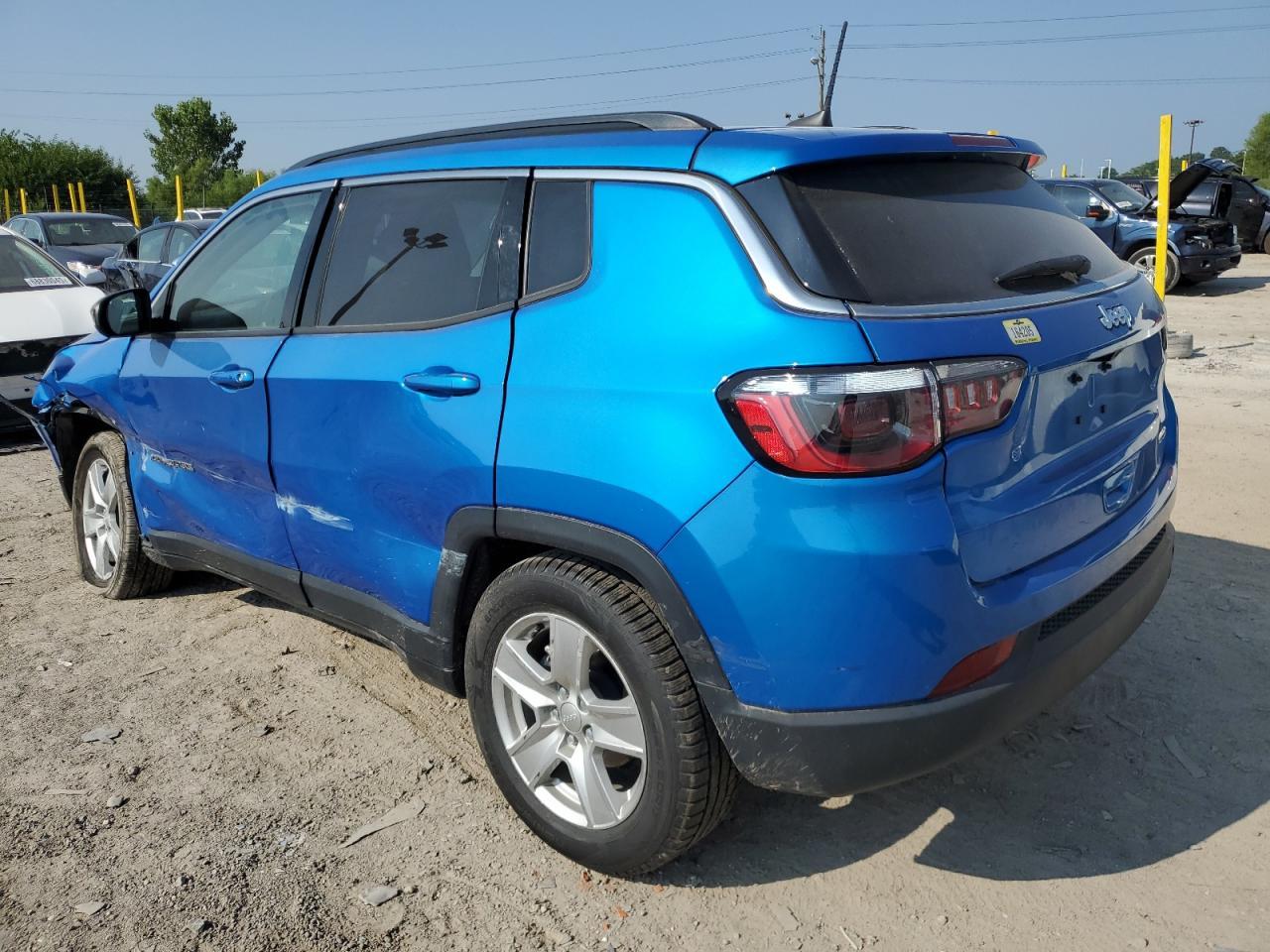 2022 Jeep Compass Latitude - Фото 2