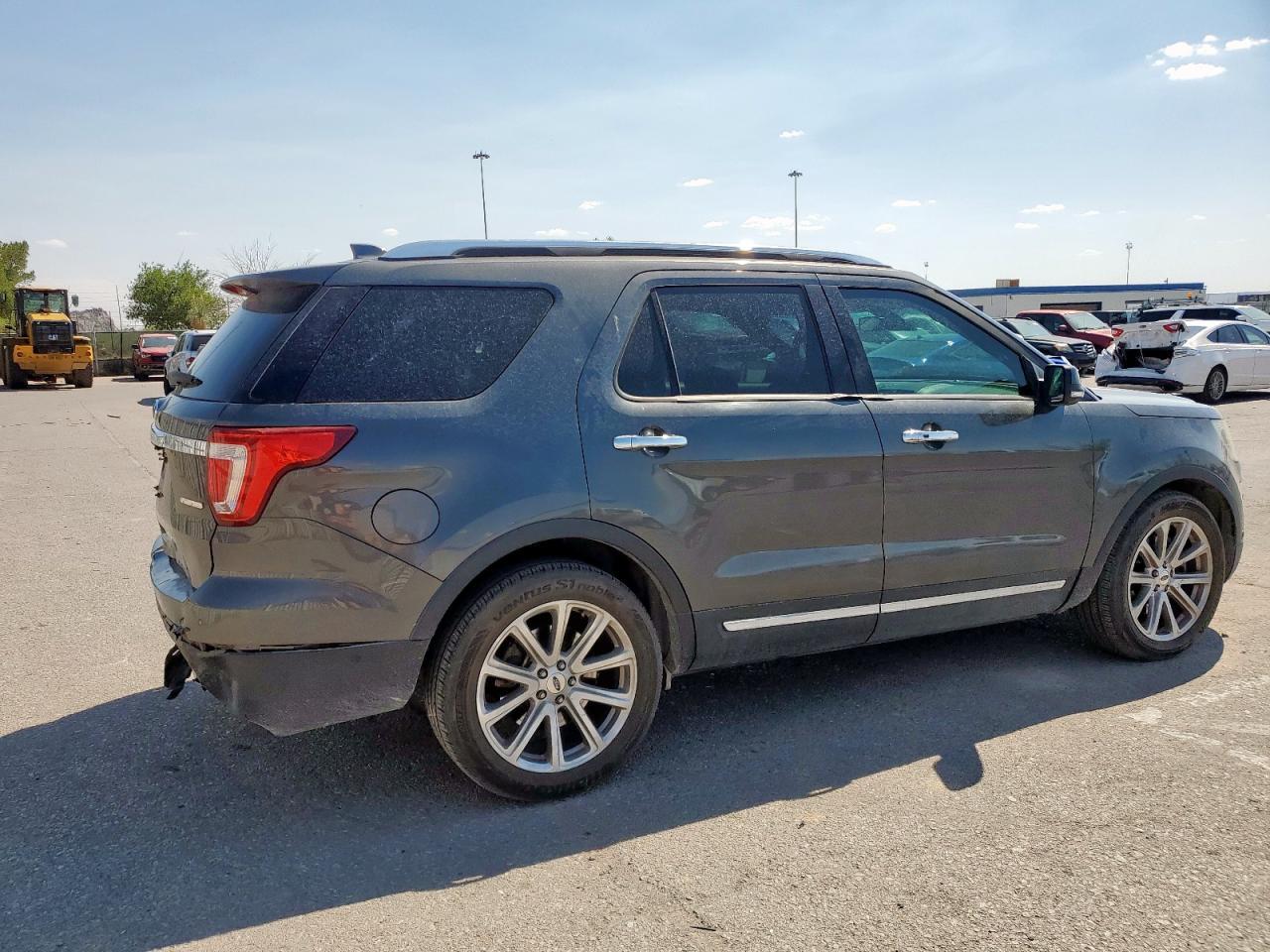 2016 Ford Explorer Limited - Фото 3