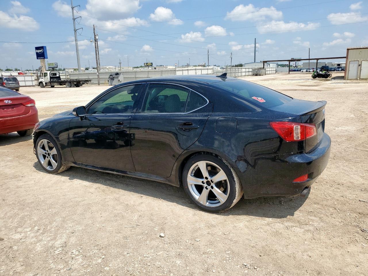 2011 Lexus Is 350 - Фото 2