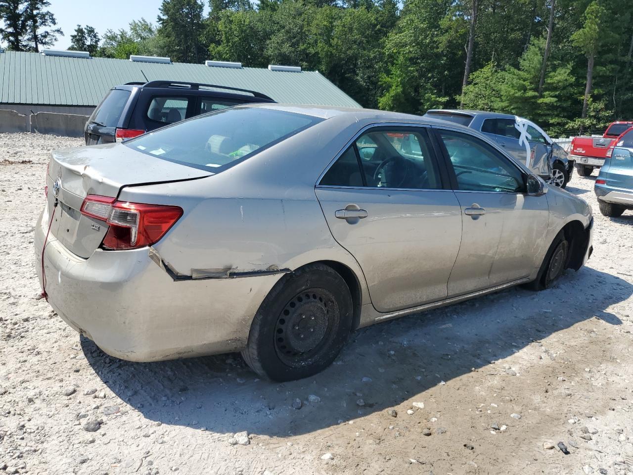 2013 Toyota Camry L - Image 3