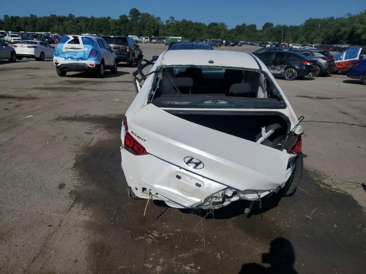 2021 Hyundai Accent Se - Фото 6